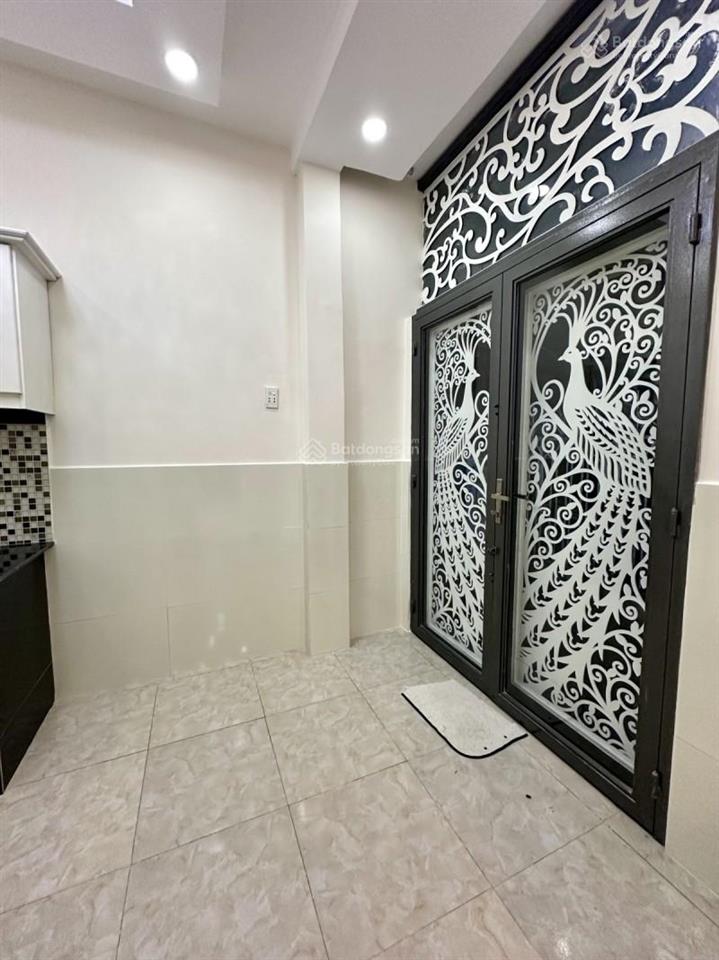 Căn góc  3 tầng btct  ở ngay  dương bá trạc p2 quận 8  gần hxh  gần mặt tiền  5.6 tỷ