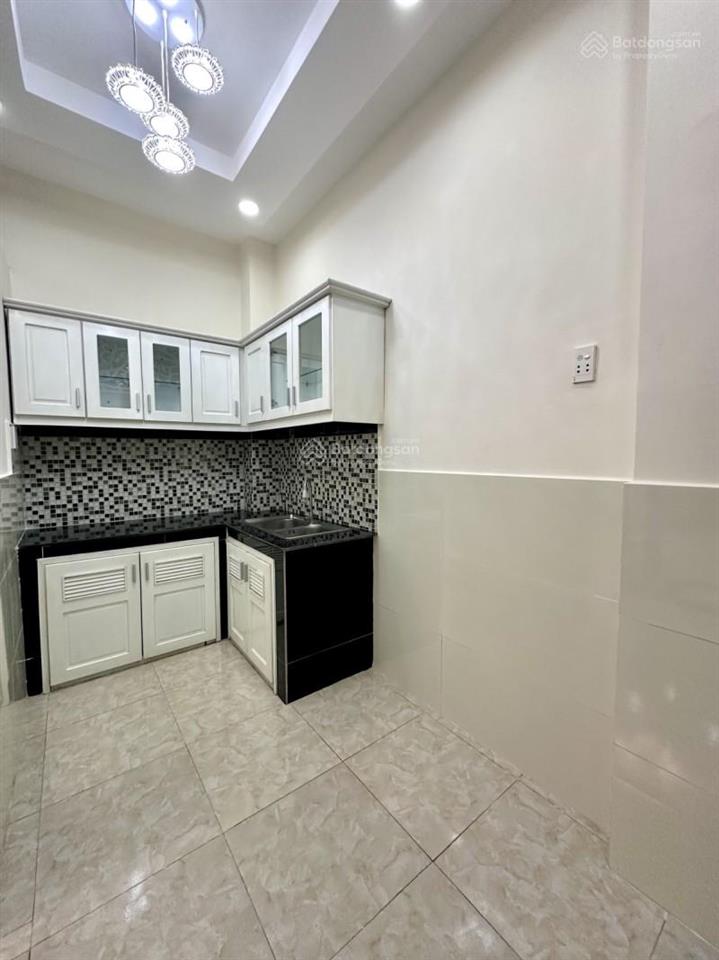 Căn góc  3 tầng btct  ở ngay  dương bá trạc p2 quận 8  gần hxh  gần mặt tiền  5.6 tỷ