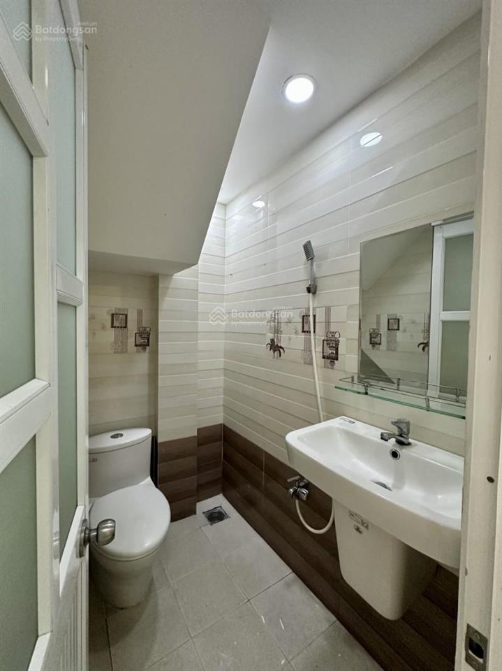 Căn góc  3 tầng btct  ở ngay  dương bá trạc p2 quận 8  gần hxh  gần mặt tiền  5.6 tỷ