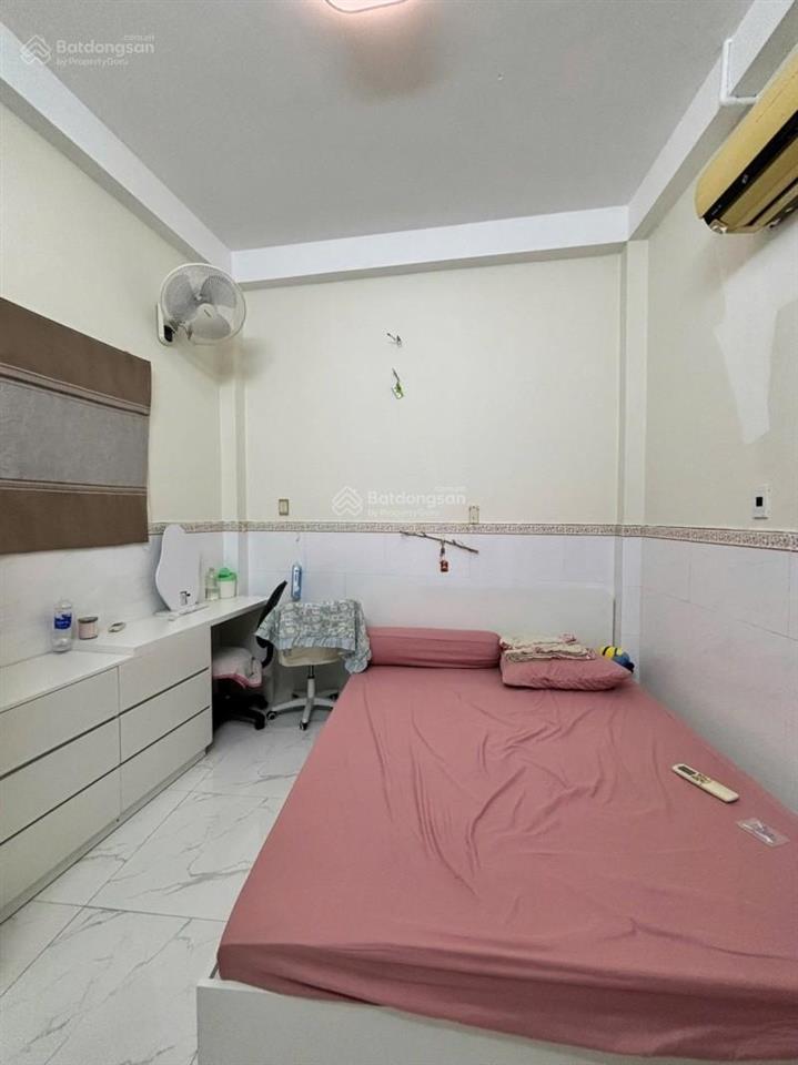 Nhà đẹp 5 tầng  cách 1 căn ra mặt tiền  vị trí vip ngay cầu chữ y  quận 8  4pn, 3wc chỉ 6 tỷ