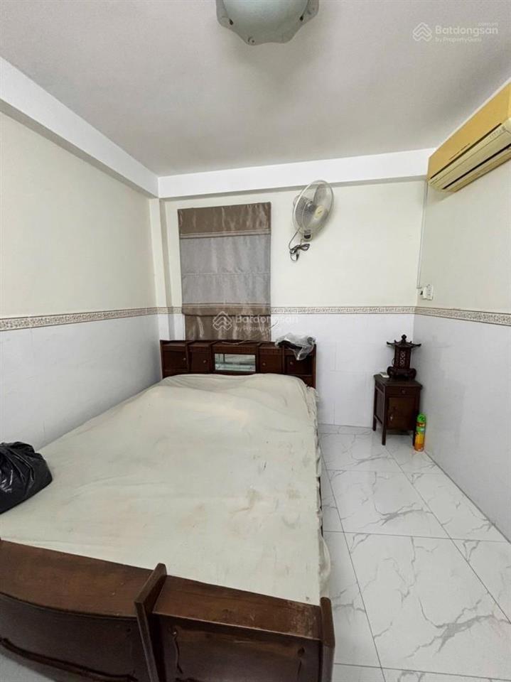 Nhà đẹp 5 tầng  cách 1 căn ra mặt tiền  vị trí vip ngay cầu chữ y  quận 8  4pn, 3wc chỉ 6 tỷ