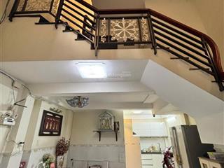 Ngay cầu chữ y  giáp quận 1  4 tầng btct mới  sát mặt tiền  vị trí vip  42m2  5,35 tỷ  gấp