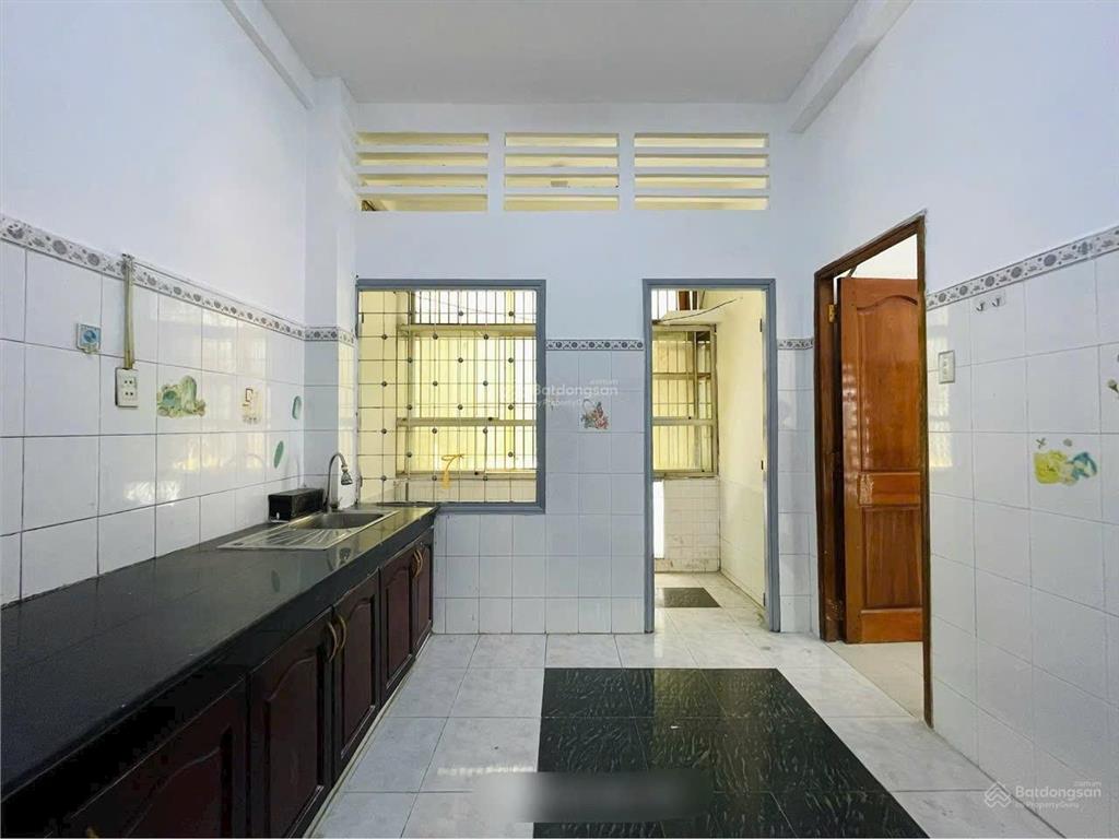 Ngay lancaster legacy  cực vip  cc lầu 2  71m2  189 cống huỳnh  chỉ 5,7 tỷ