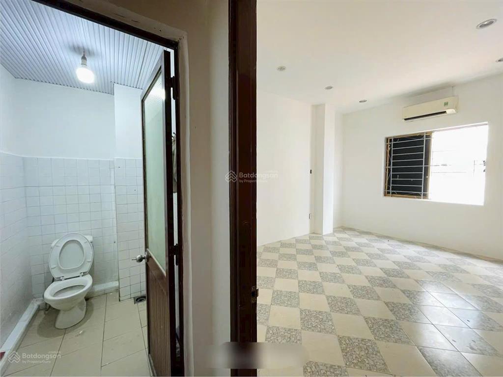 Ngay lancaster legacy  cực vip  cc lầu 2  71m2  189 cống huỳnh  chỉ 5,7 tỷ