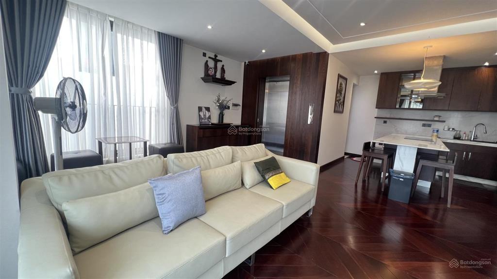 Đi định cư cần bán nhà 5 tầng view biển tại 96/5 trần phú trung tâm bãi dâu vũng tàu (giá tốt)