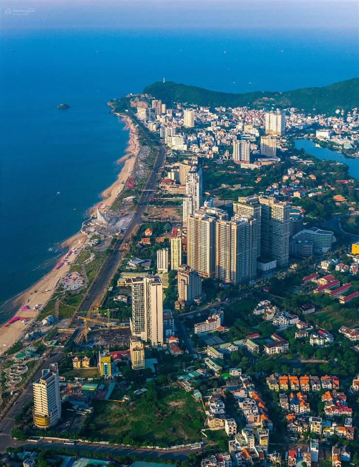 Bán 2.500 m2 đất xây khách sạn, chung cư cao tầng, mặt tiền bãi sau vũng tàu cách biển 500 mét
