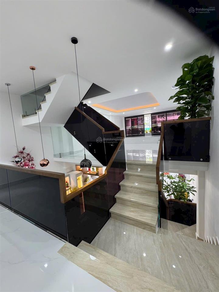 Bán nhà mặt tiền đường đồ chiểu ngay ngã tư sầm uất vị trí đắc địa rất hiếm căn bán sát biển