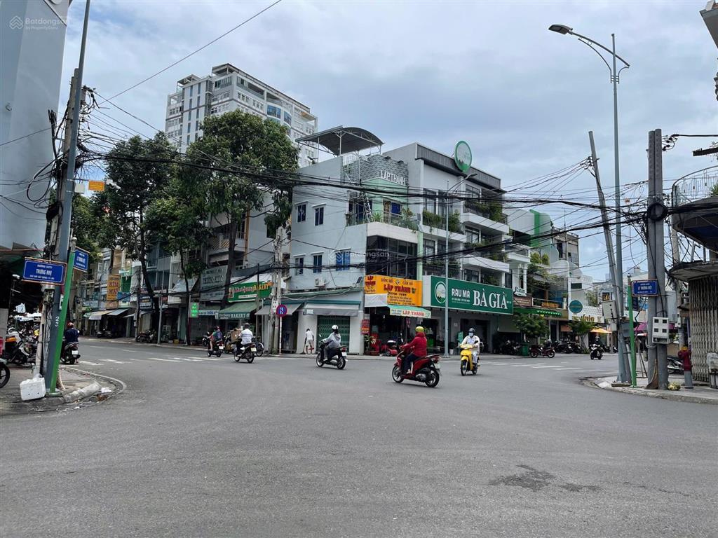 Bán nhà mặt tiền đường đồ chiểu ngay ngã tư sầm uất vị trí đắc địa rất hiếm căn bán sát biển