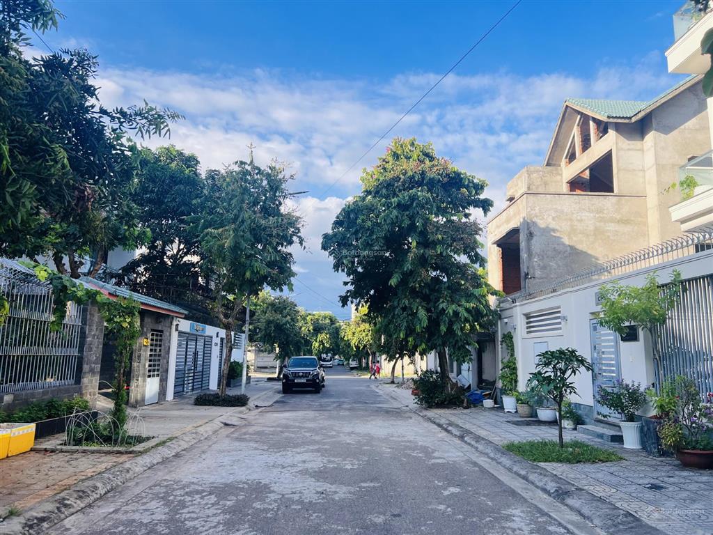 Cần bán lại biệt thự xây thô sát biển long cung phường 10 vũng tàu(giá rẻ)