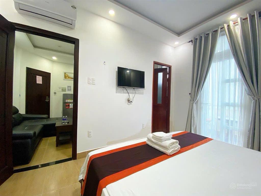 Bán tòa khách sạn góc 2 mặt tiền bãi sau vũng tàu. 7 tầng kinh doanh ổn định