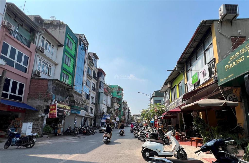 Phương mai mặt phố kinh doanh  2 thoáng trước sau  7 tầng thang máy.