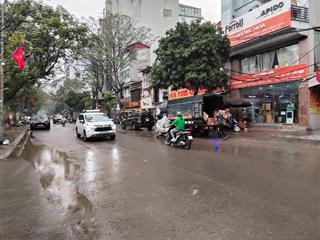 Mặt phố, lô góc thoáng sáng,vỉa hè rộng kinh doanh đỉnh