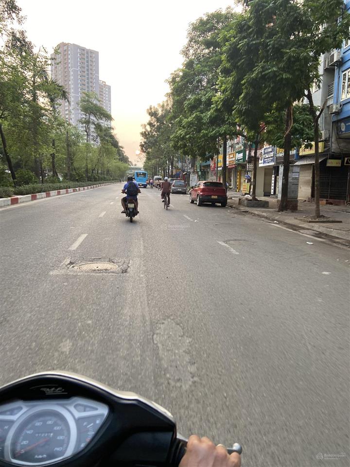 Khu đô thị đại kim  phân lô ô tô tránh mặt đường to vỉa hè đá bóng