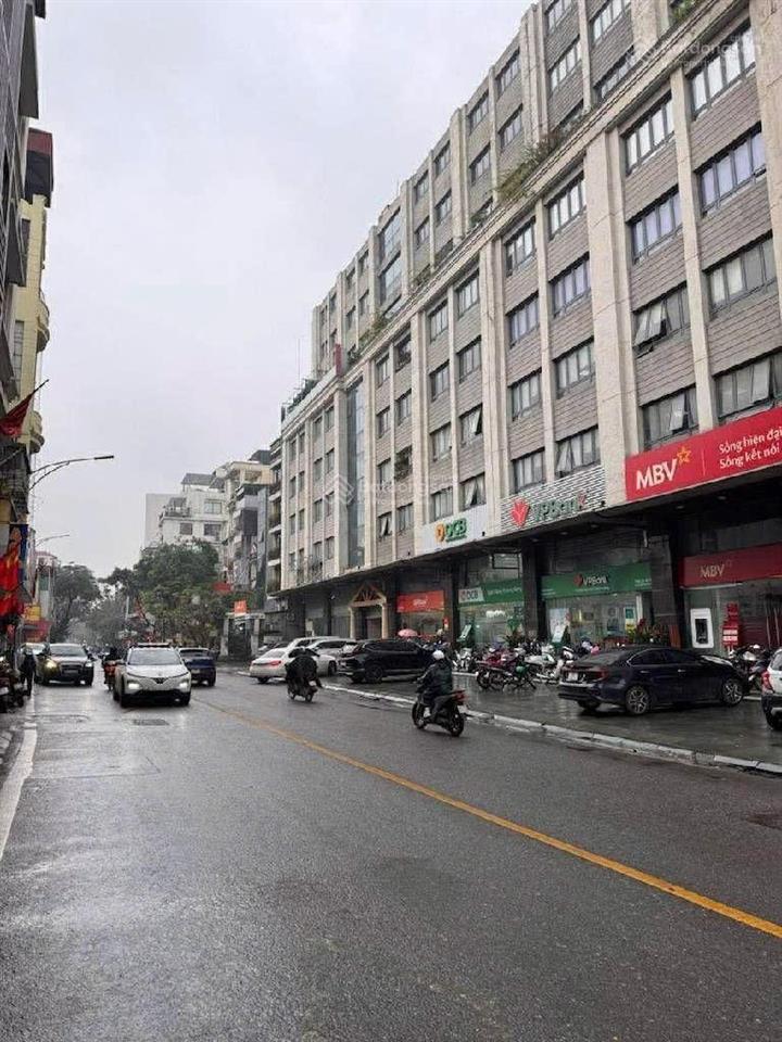 Vị trí vàng, lô góc mặt tiền rộng, dân xây, kinh doanh tốt