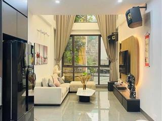 Vị trí vàng, lô góc mặt tiền rộng, dân xây, kinh doanh tốt