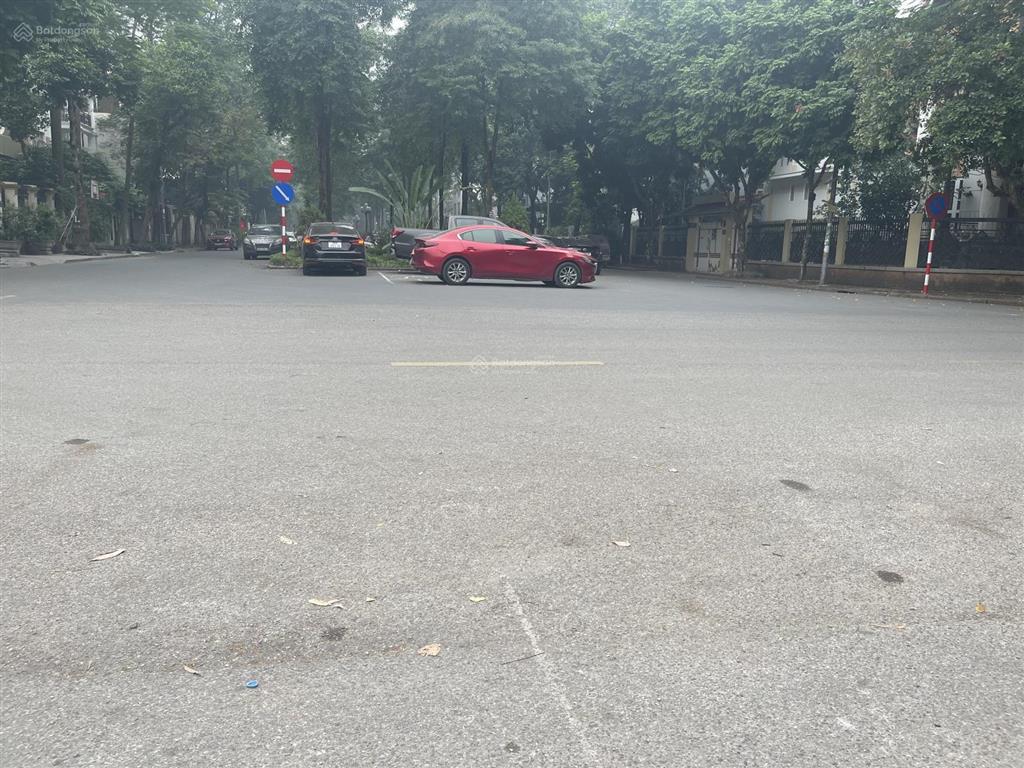 Biệt thự bán đảo linh đàm sát hồ điều hoà đẳng cấp châu âu