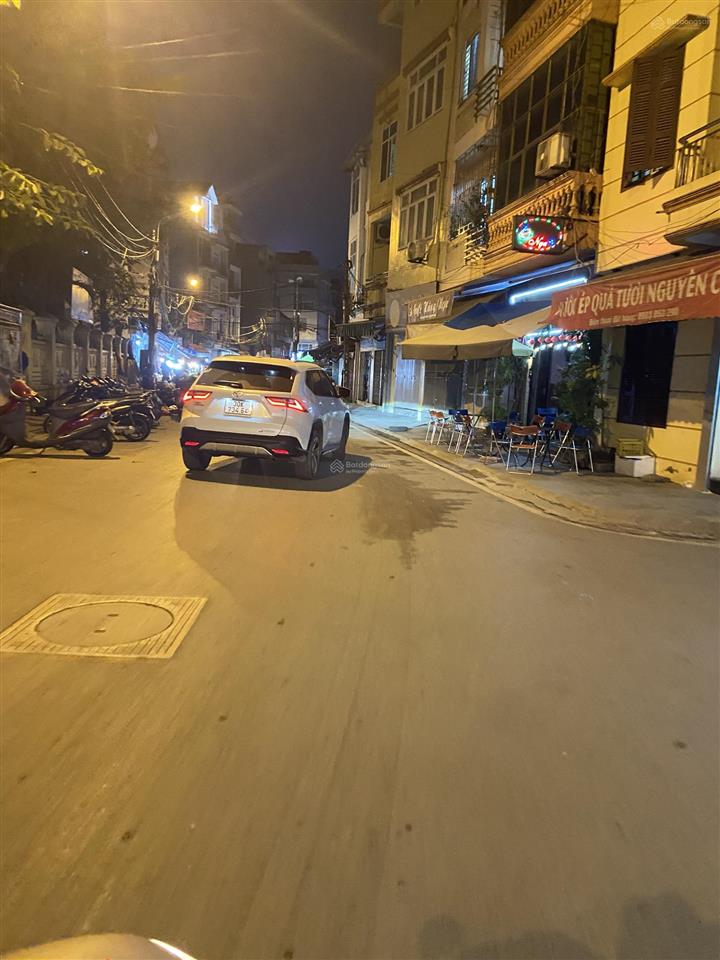 Phân lô, lô góc ô tô tránh 3 thoáng, kinh doanh đỉnh cao
