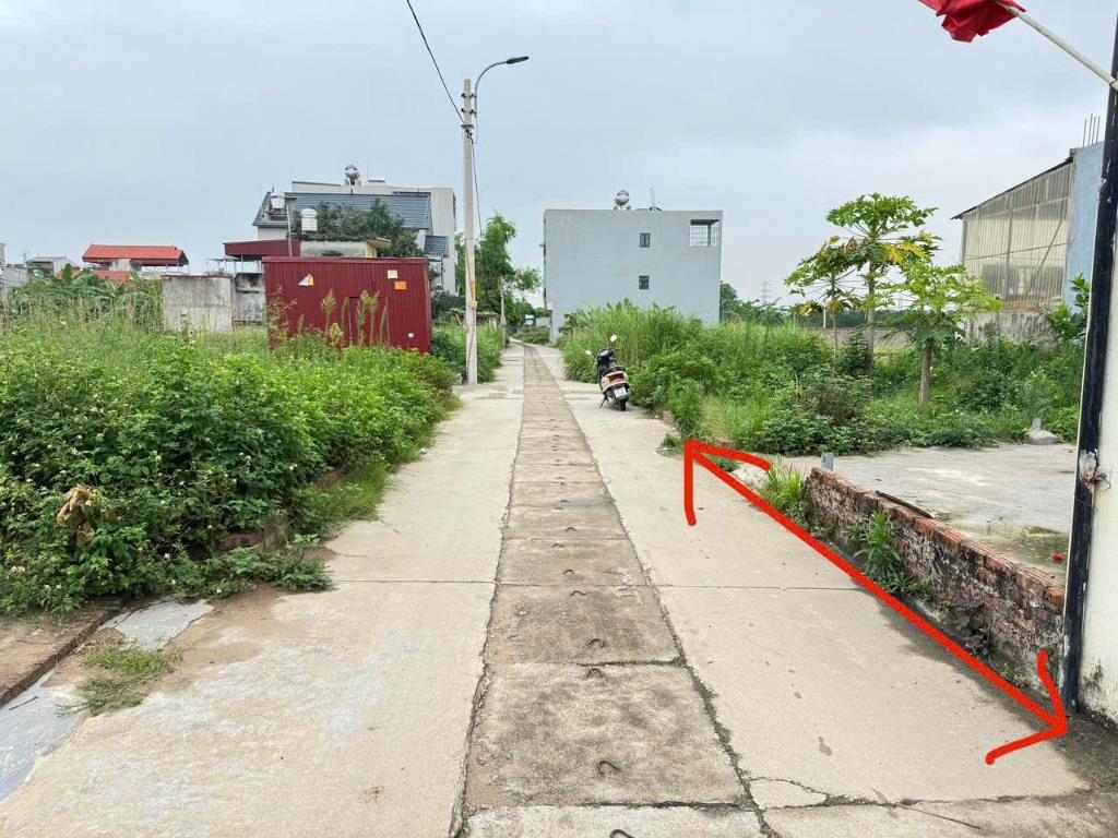 Bán 50m đất tổ 9, Quang Minh, Mê Linh. Đất full thổ cư, mặt tiền rộng, vuông như tấm bánh trưng