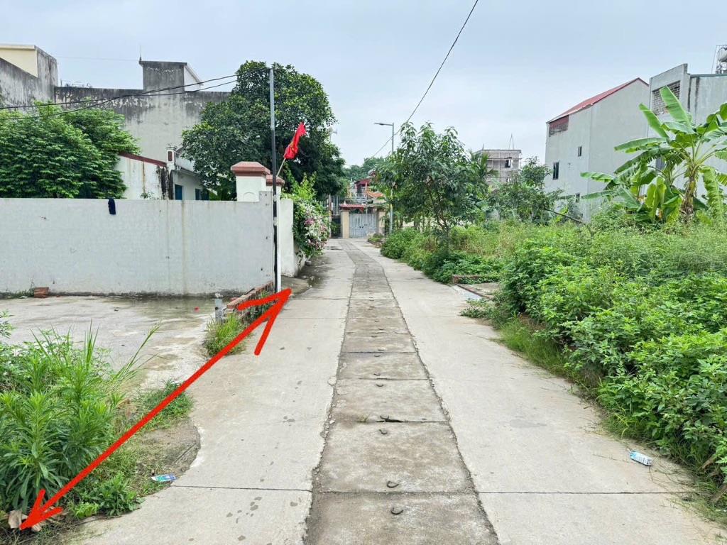 Bán 50m đất tổ 9, Quang Minh, Mê Linh. Đất full thổ cư, mặt tiền rộng, vuông như tấm bánh trưng
