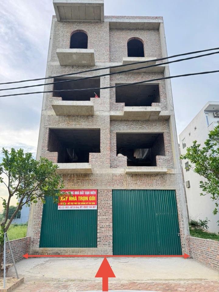 Bán đất khu đô thị Chi Đông, Mê Linh, Hà Nội. Sẵn nhà 3 tầng xây thô, sổ đỏ sang tên ngay