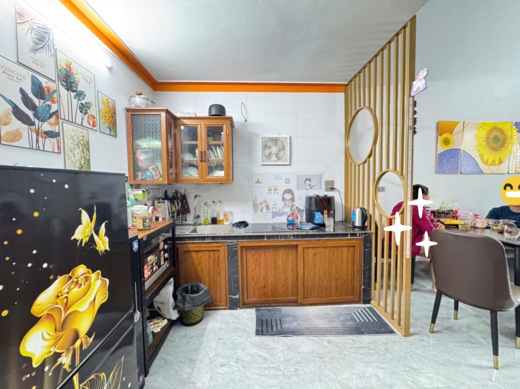 Bán nhà 3 tầng mặt chợ thôn Chi Đông 2, xã Quang Minh, TP HN. DT 50m, nhỉnh 4 tỷ