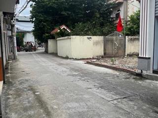 Bán đất MT kinh doanh Gia Trung-Quang Minh-70M², 3 mặt thoáng-sát khu công nghiệp
