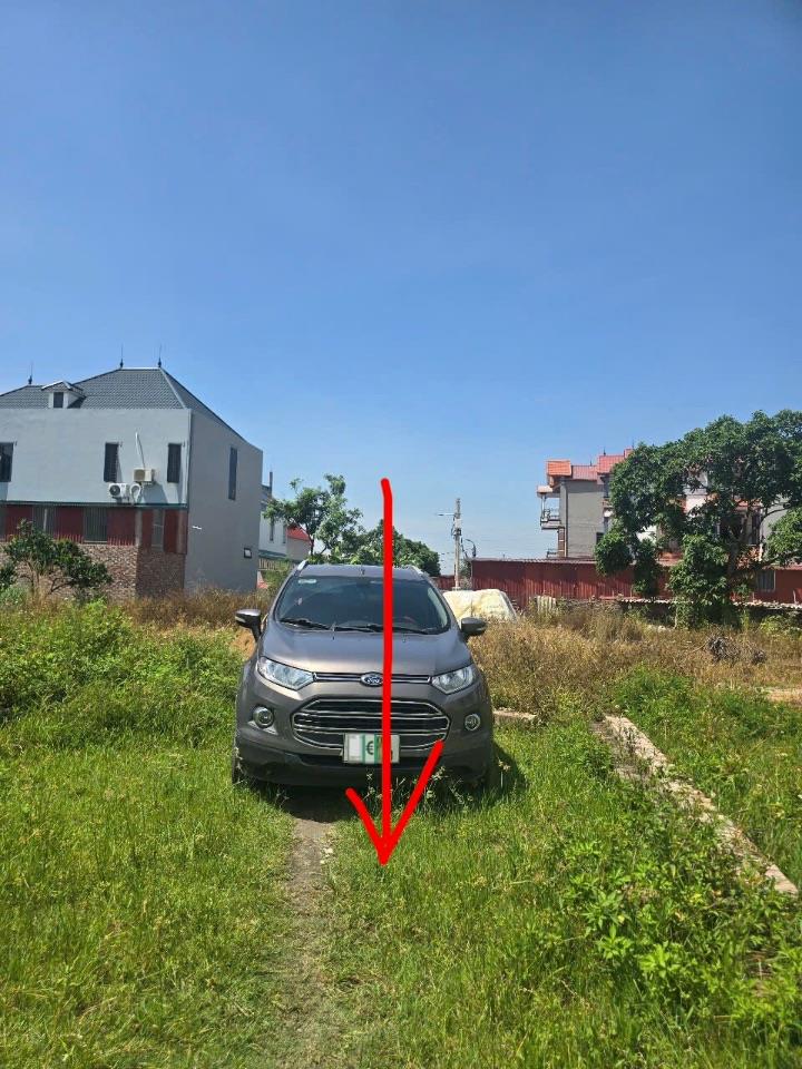 Bán 69m đất Mê Linh. Đường nhựa, ô tô đỗ. Cách khu công nghiệp Quang Minh 1km.