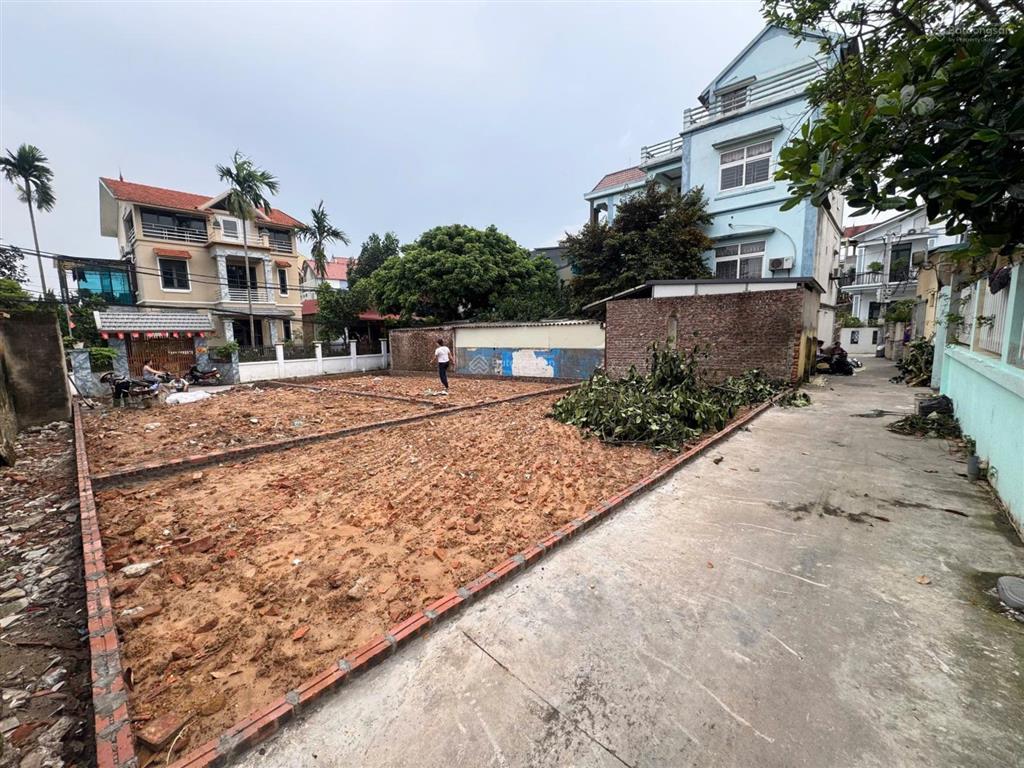 Bán 75m đất trục chính kinh doanh chi đông, mê linh. gần khu công nghiệp quang minh