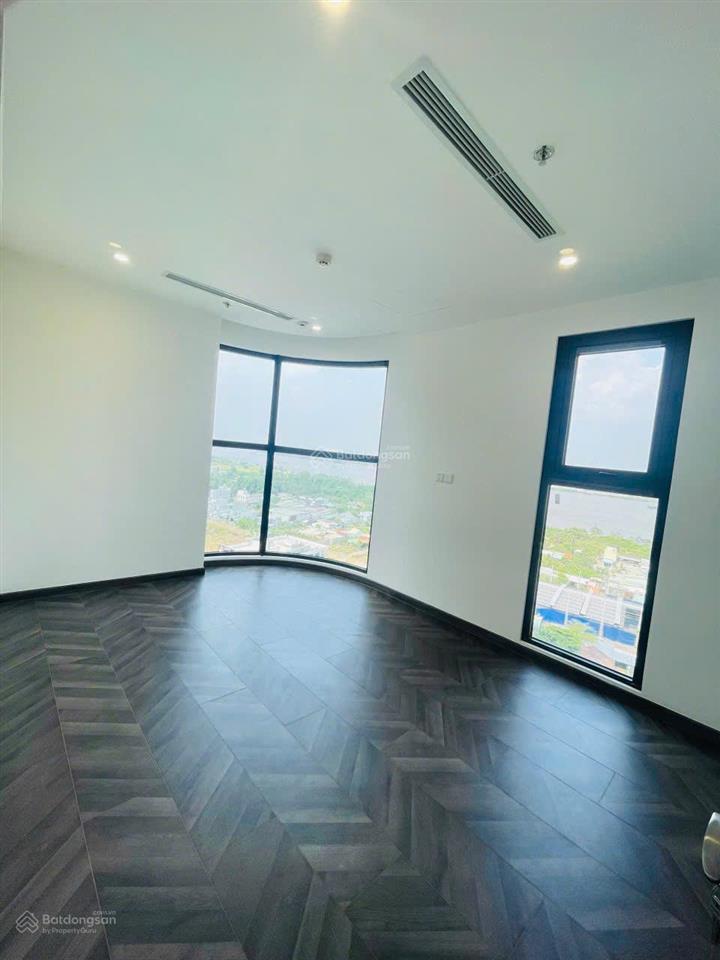 Bán be1 vinhomes grand park 2pn  2wc căn góc 2 view, dt 80m 5tỷ389, tặng lộc 2 chỉ vàng, nhht vay