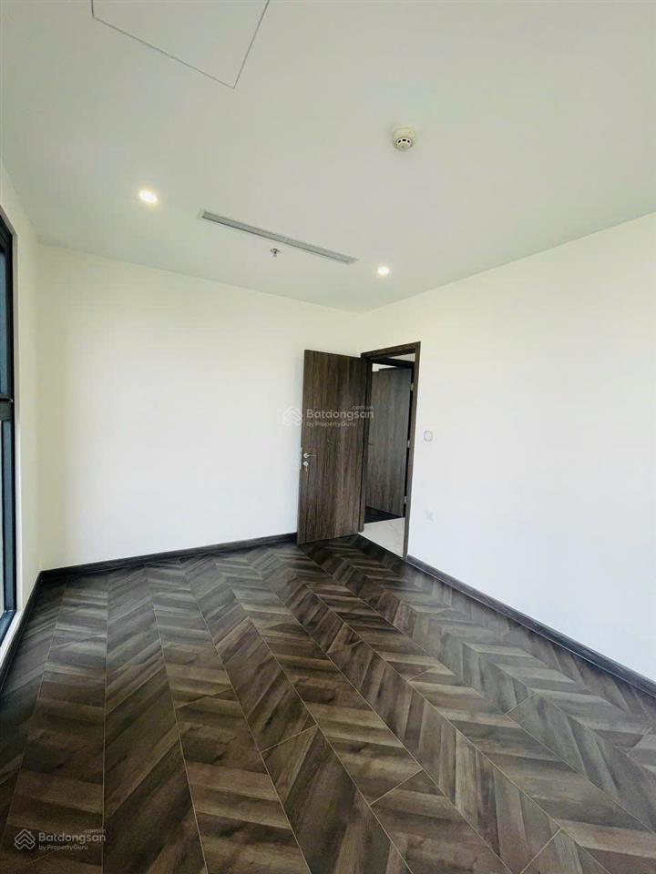 Bán be1 vinhomes grand park 2pn  2wc căn góc 2 view, dt 80m 5tỷ389, tặng lộc 2 chỉ vàng, nhht vay