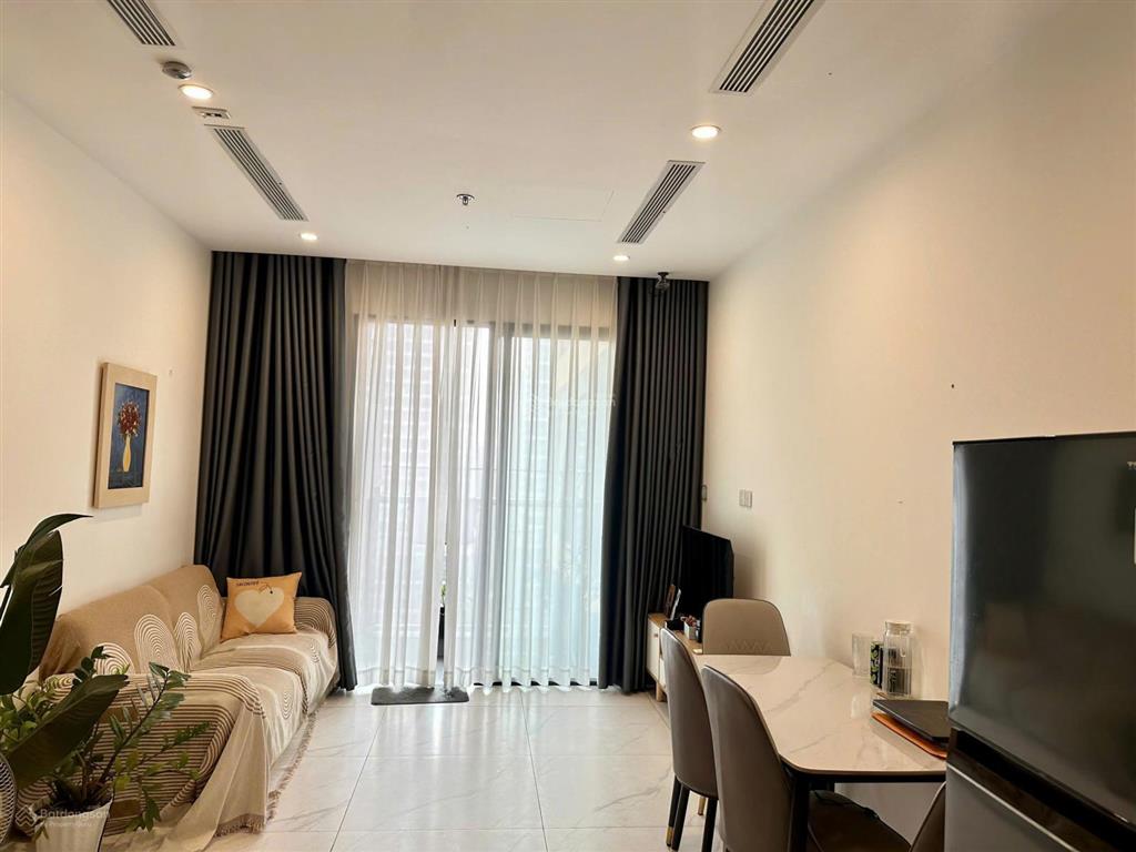 Căn 1pn+ the beverly view hồ bơi  full nội thất giá 3.33ty  0909 420 ***