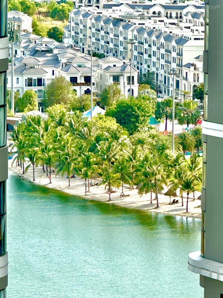 Căn 1pn+ the beverly view hồ bơi  full nội thất giá 3.33ty  0909 420 ***