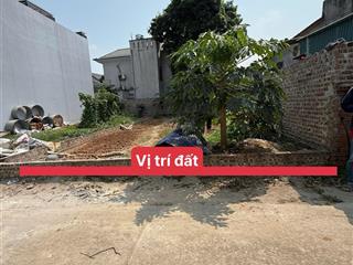 Chính chủ bán lô đất 100m2 trục chính thôn 4 phú cát sát trường đh công nghệ và đh kinh tế full thổ