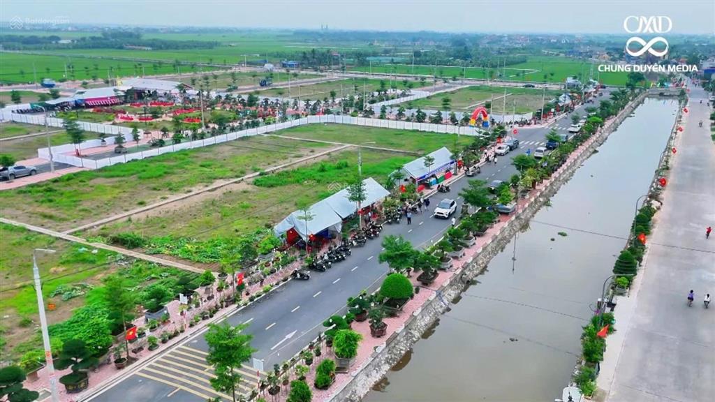 Tôi cần bán gấp lô đất đấu giá 100m2 kinh doanh buôn bán được luôn cách ql37 chỉ 500m