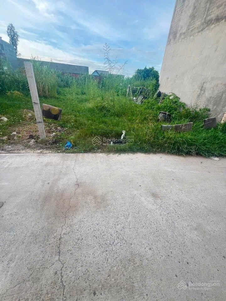Bán đất ở hẻm cách trần trọng khiêm 200m, 4 tỷ, 200m2, pháp lý đầy đủ