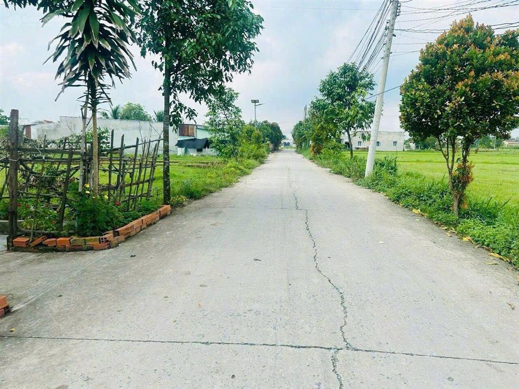 Bán đất ở hẻm cách trần trọng khiêm 200m, 4 tỷ, 200m2, pháp lý đầy đủ