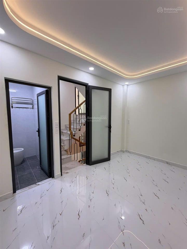 Nhà mới hẻm thông xe hơi hoàng bật đạt 4x11m, 3pn + phòng thờ, giá 7.5 tỷ, hh 1%