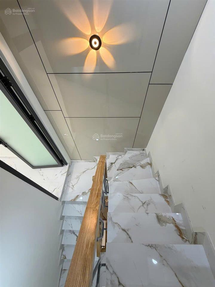 Nhà mới hẻm thông xe hơi hoàng bật đạt 4x11m, 3pn + phòng thờ, giá 7.5 tỷ, hh 1%