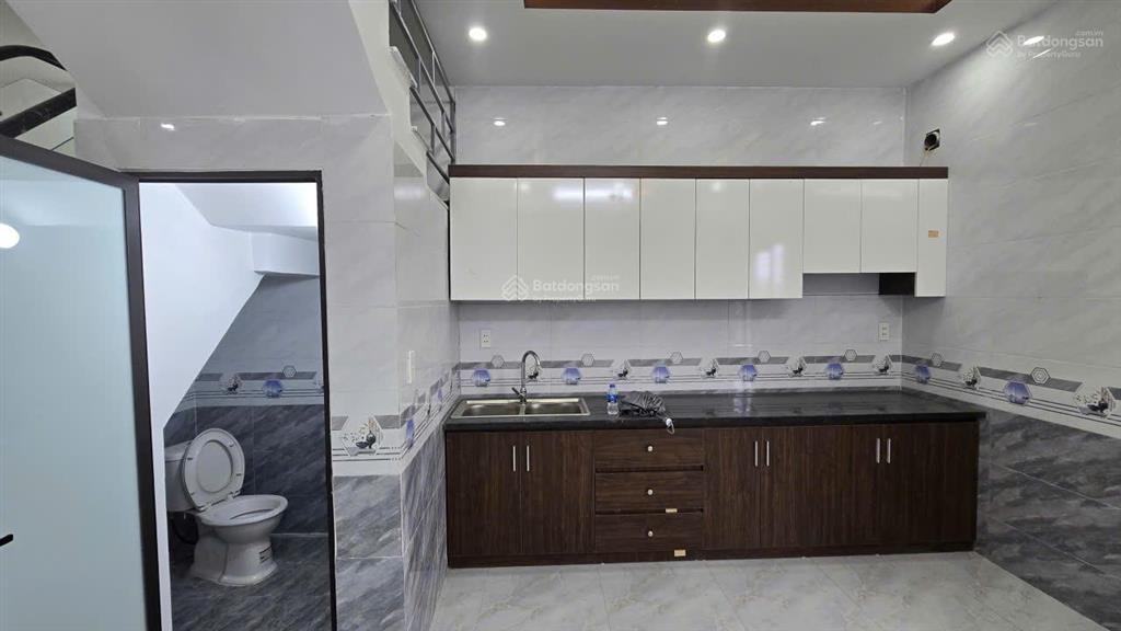 Cho thuê nhà riêng 3 tầng tổ 9 hòa nghĩa, dương kinh