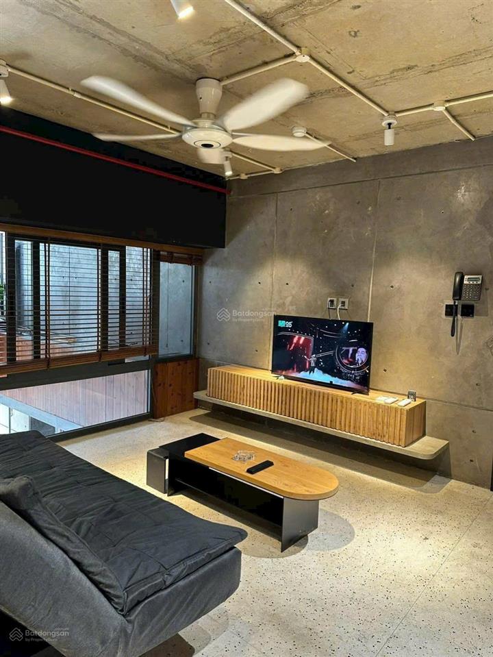 Cho thuê căn hộ 1pn hiện đại decor tone gỗ ấm cúng ngay cầu thị nghè