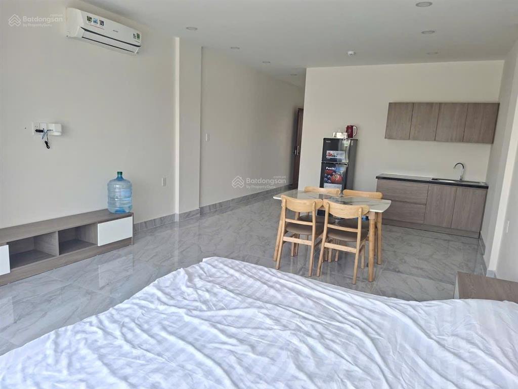 Siêu phẩm studio view sông rộng rãi , thoáng mát full nt hiện đại gần d2