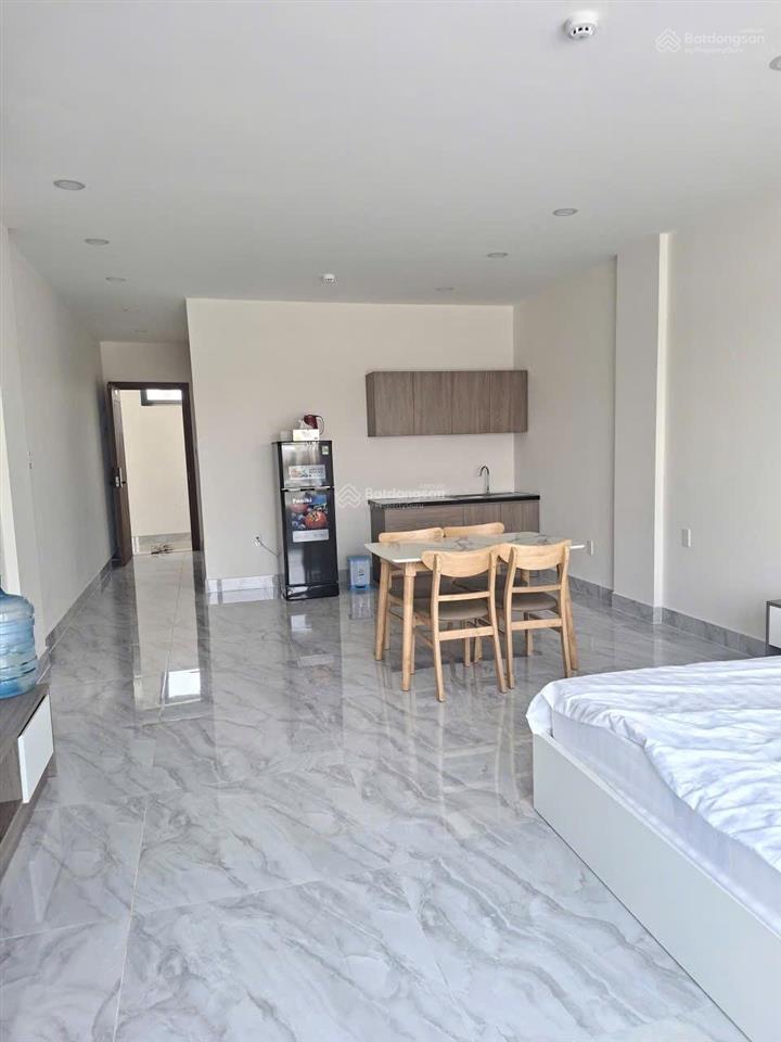 Siêu phẩm studio view sông rộng rãi , thoáng mát full nt hiện đại gần d2