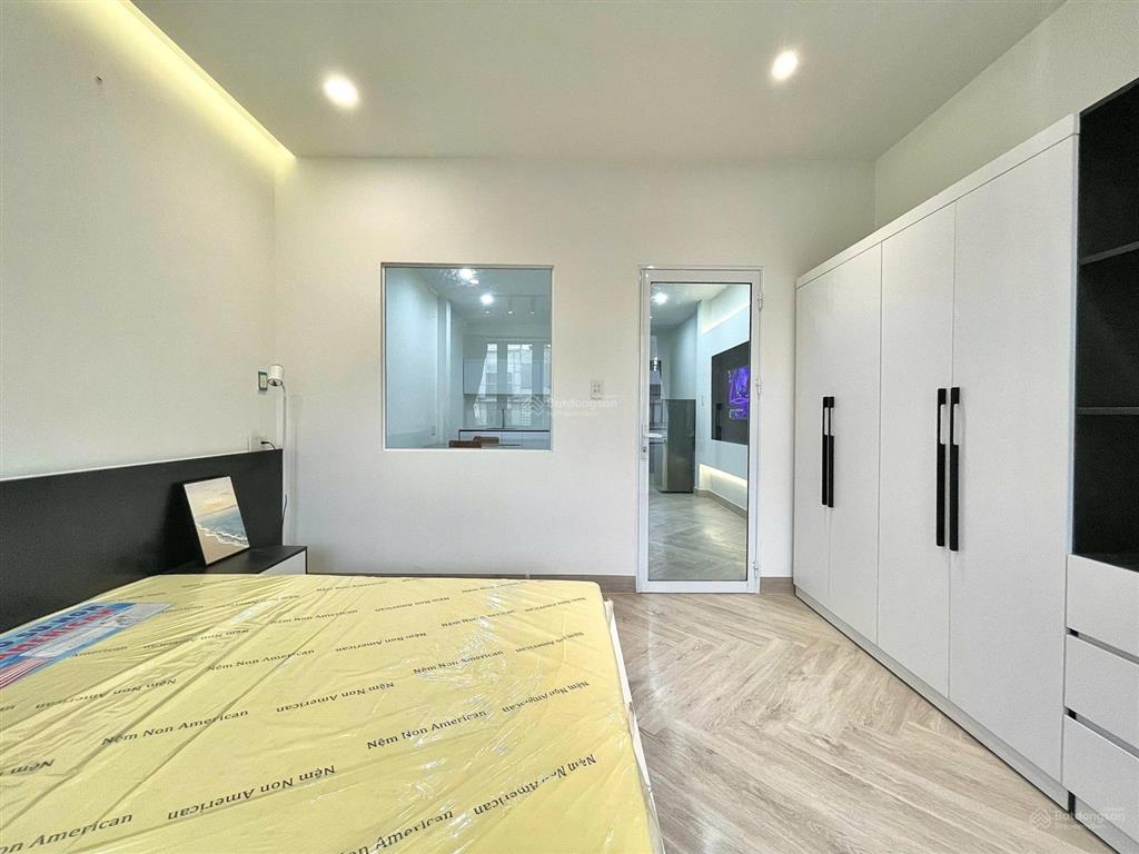 Trống lại căn hộ 1pn 50m² ban công đẹp leng keng ngay vòng xoay điện biên phủ q1  máy giặt riêng
