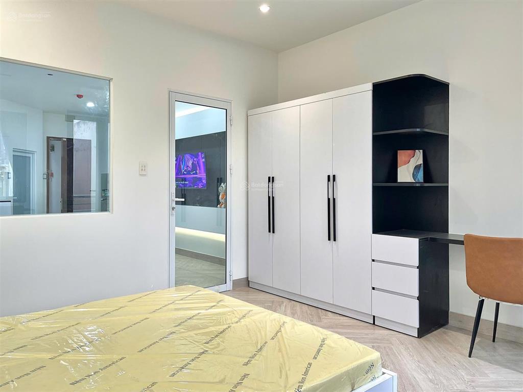 Trống lại căn hộ 1pn 50m² ban công đẹp leng keng ngay vòng xoay điện biên phủ q1  máy giặt riêng
