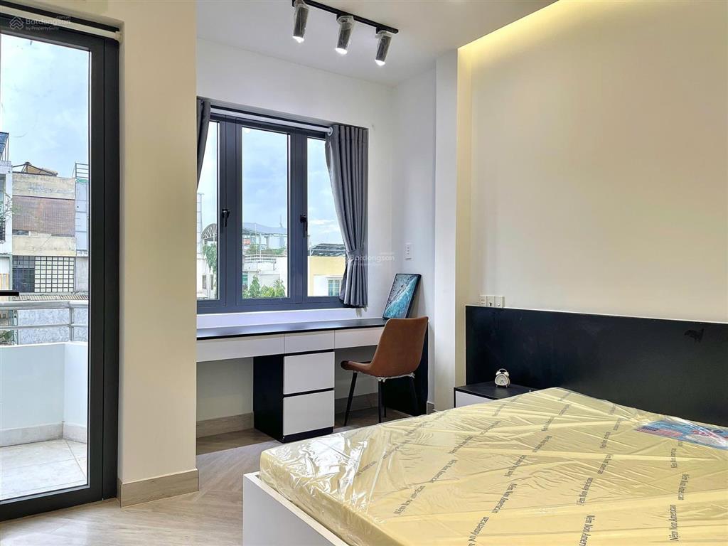 Trống lại căn hộ 1pn 50m² ban công đẹp leng keng ngay vòng xoay điện biên phủ q1  máy giặt riêng