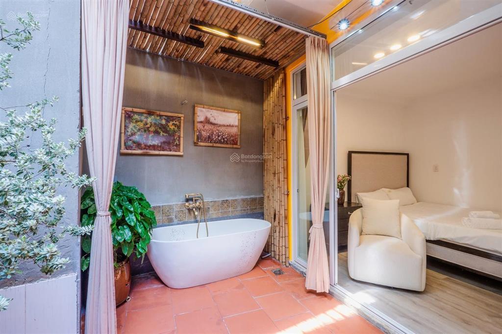 Khai trương căn hộ cao cấp 1pn 80m2 sân vườn, bồn tắm view ngay cầu thị nghè