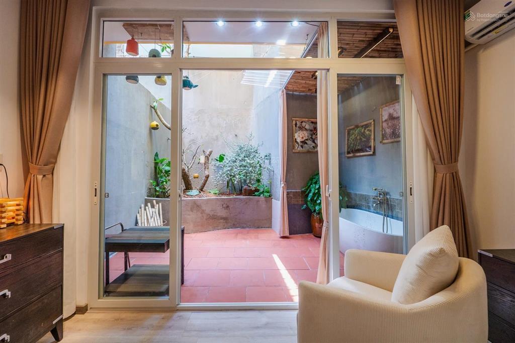 Khai trương căn hộ cao cấp 1pn 80m2 sân vườn, bồn tắm view ngay cầu thị nghè