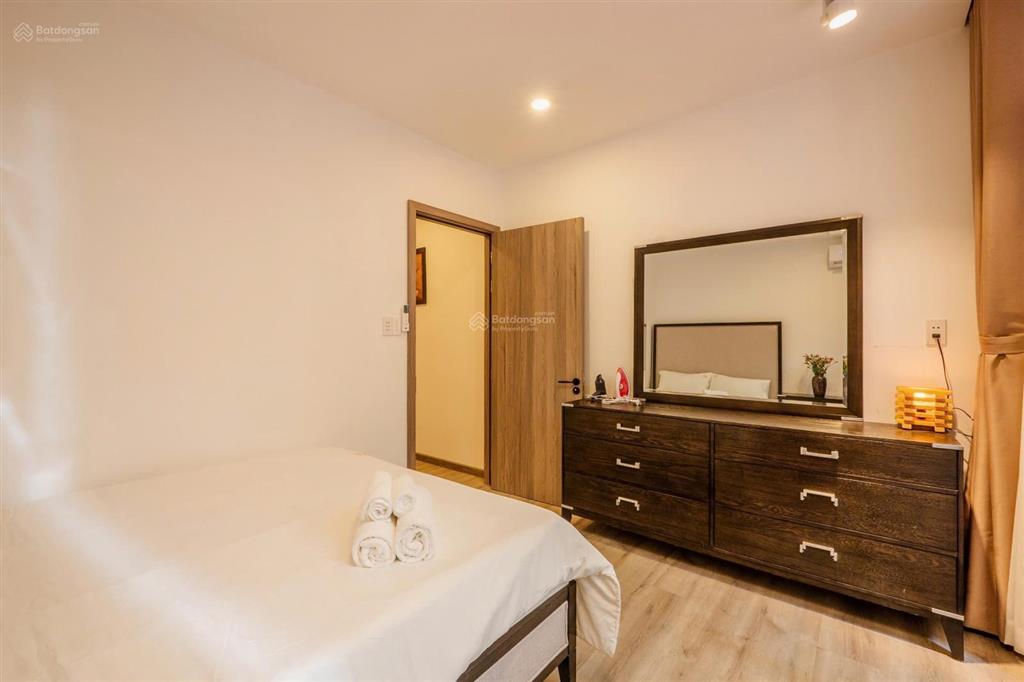 Khai trương căn hộ cao cấp 1pn 80m2 sân vườn, bồn tắm view ngay cầu thị nghè