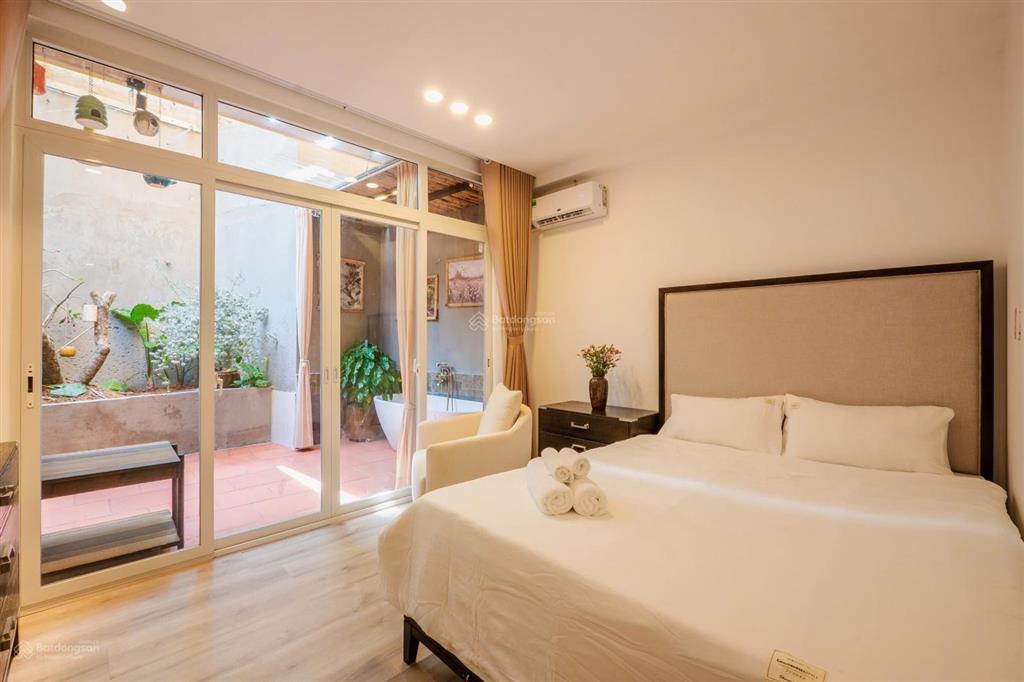 Khai trương căn hộ cao cấp 1pn 80m2 sân vườn, bồn tắm view ngay cầu thị nghè