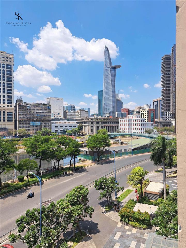 Bán lỗ căn hộ the tresor 1pn  1wc  37m2 giá chỉ 4,1 tỷ view sông tầng cao thoáng mát 0931 337 ***